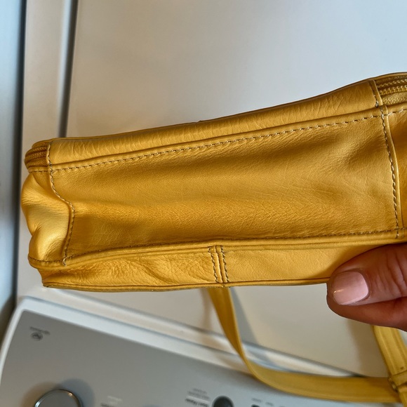 FOSSIL purse - Picture 4 of 8